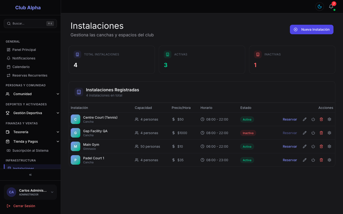 Panel de gestión de instalaciones de Club Pulse mostrando el listado de canchas y espacios del club.